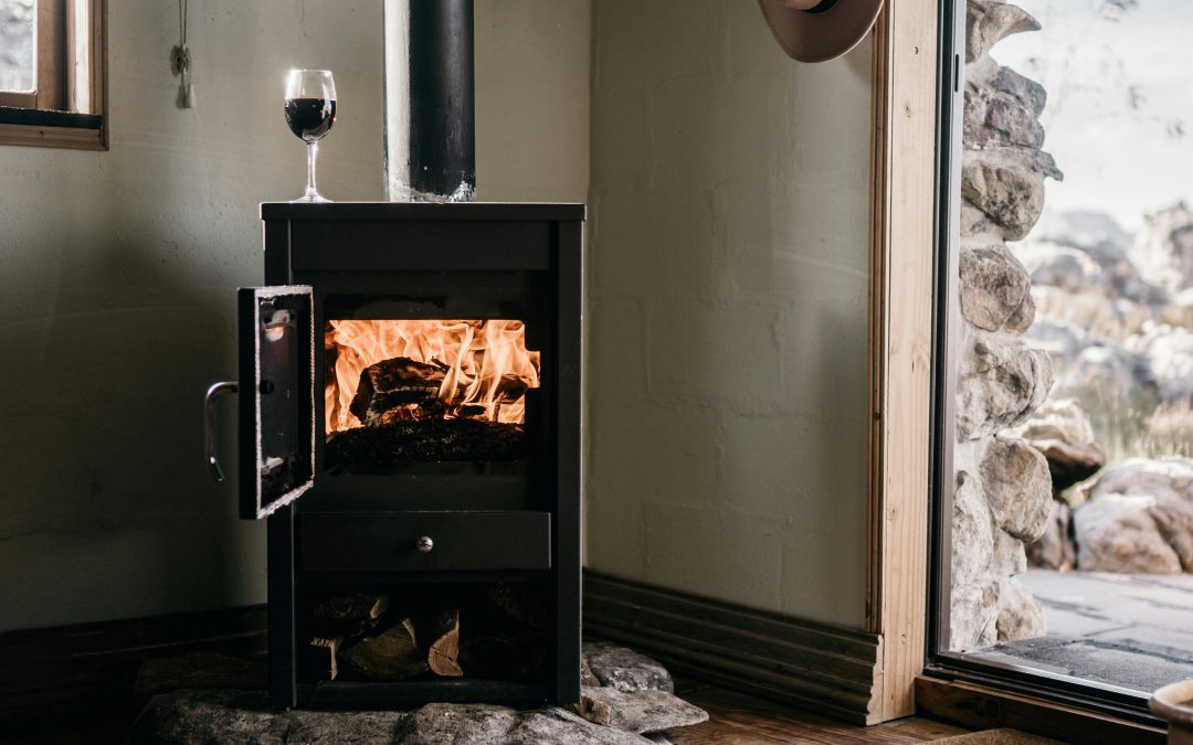 Nejlepší topné systémy pro tiny house: Jak vybrat to pravé řešení na zimu